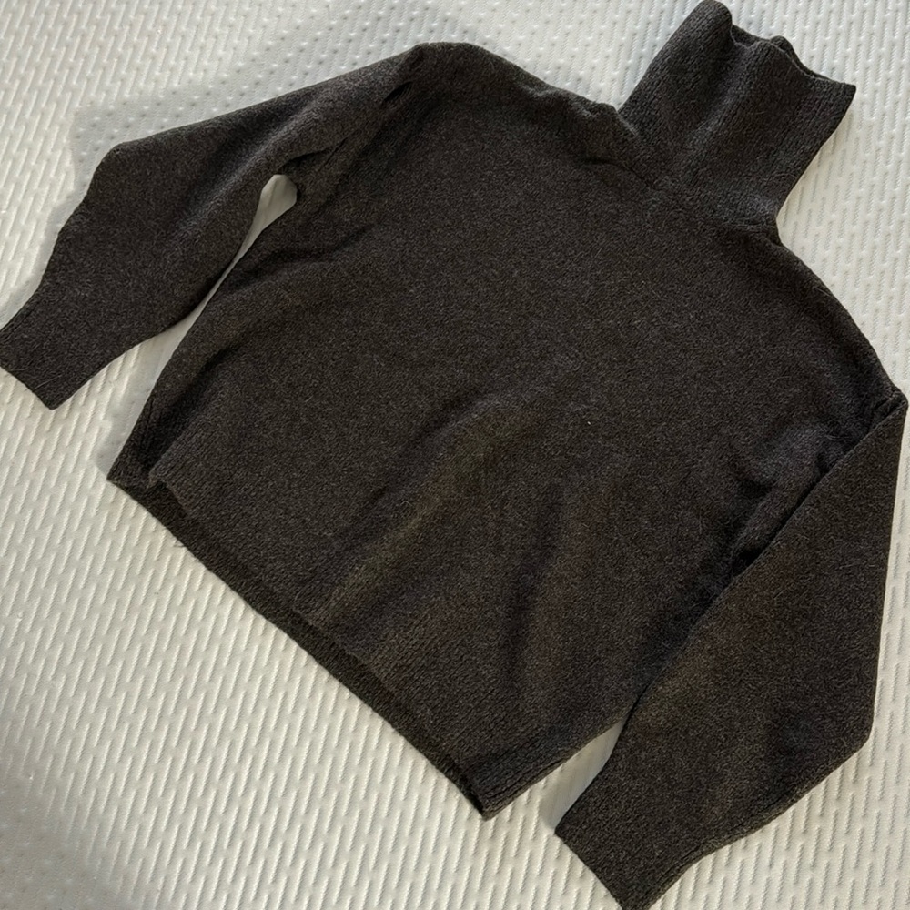 H&M turtleneck sweater